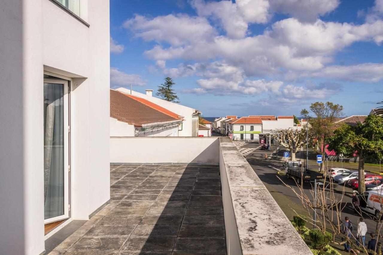 Downtown Praia Da Vitoria Al Exteriör bild